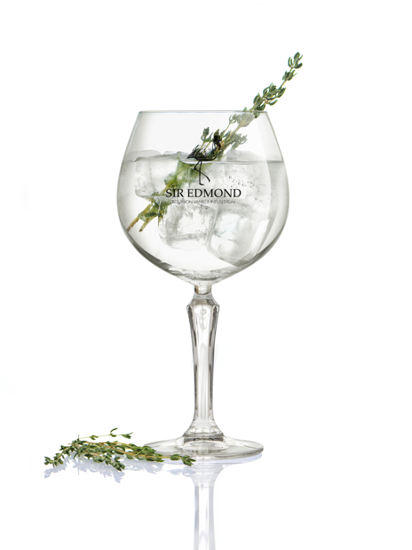 Floral thyme.jpg (632 KB)