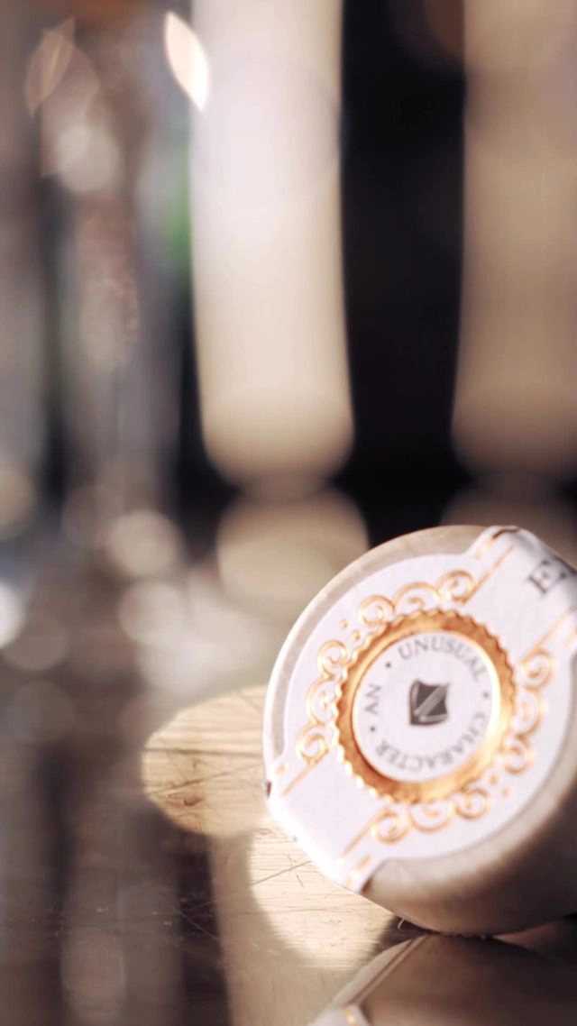 Bottle-vertical-preview.jpeg (54 KB)