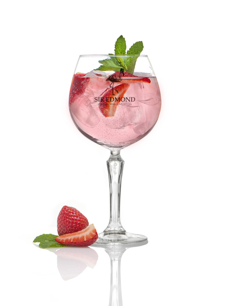 Sweet strawberry & mint with pink.jpg (5855 KB)