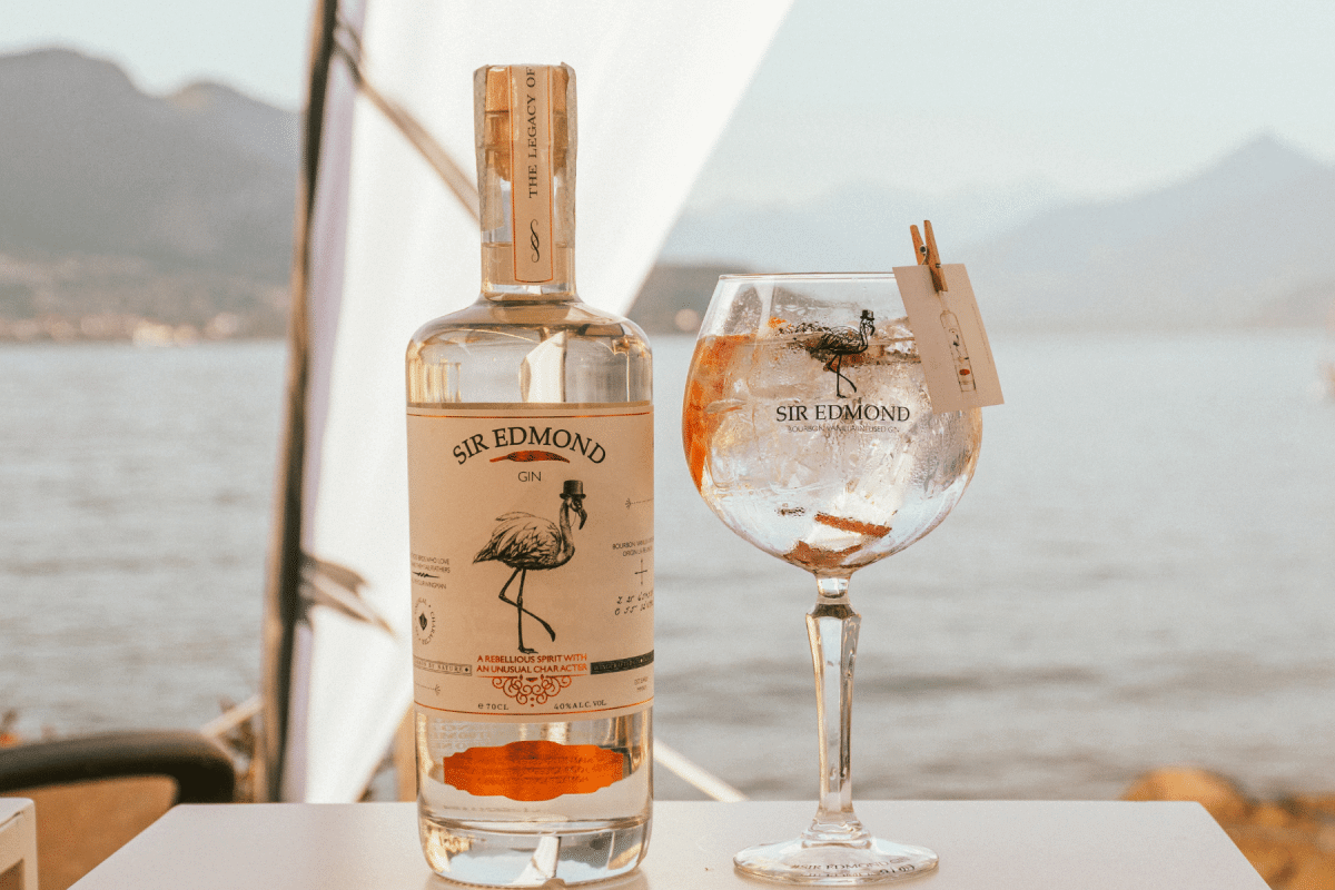 Flamingo-Journal-Header-2-1200x800.png (400 KB)